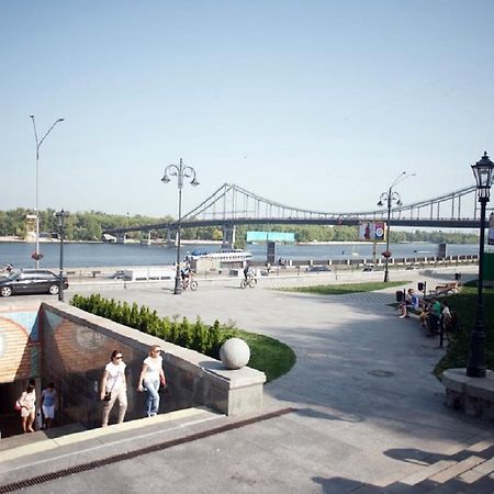 Podil Apart Near Poschtova Square History Center Киев Экстерьер фото