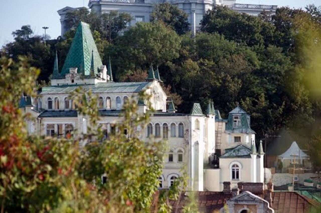 Podil Apart Near Poschtova Square History Center Киев Экстерьер фото