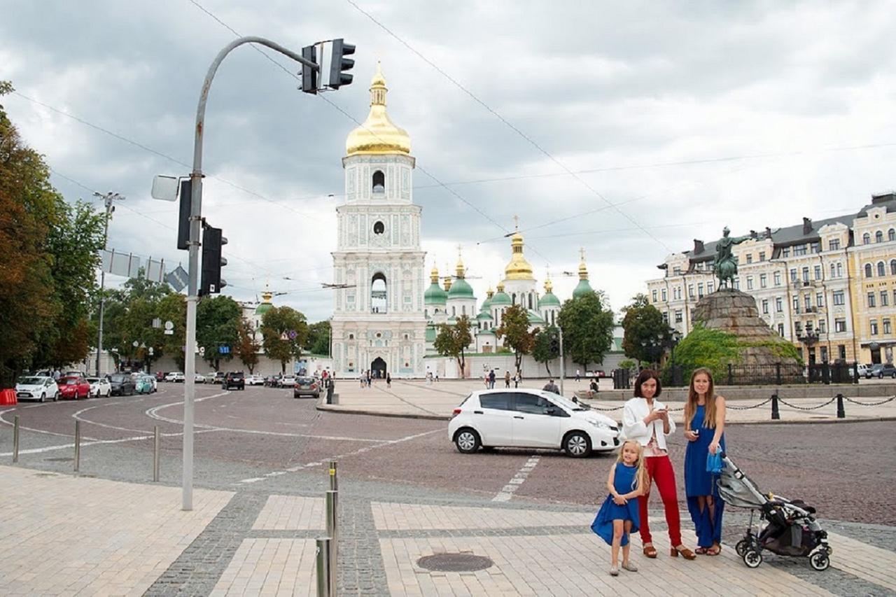 Podil Apart Near Poschtova Square History Center Киев Экстерьер фото
